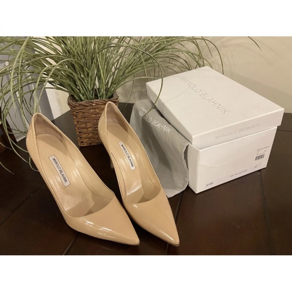 Escarpins Manolo Blahnik BB 105 Nude Beige - Cuir Verni Métallisé - Talons Hauts - Taille 41 (US 10.5) - Neuf Avec Boîte